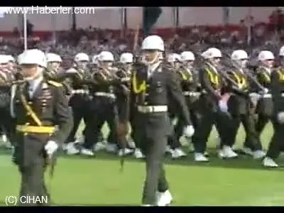 Kara Harp Okulu'ndaki Diploma Törenine Devletin Zirvesi Katıldı Kara Harp Okulu'ndaki Diploma Törenine Devletin Zirvesi Katıldı