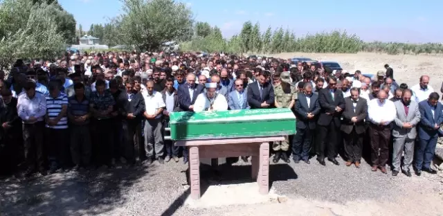 Başkan Küçükler'in Acı Günü Başkan Küçükler'in Acı Günü