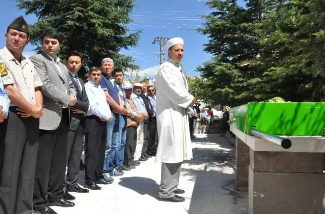 Demokrat Parti Genel Başkanı Gültekin Uysal'ın Acı Günü