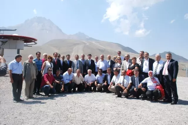 Muhtarlar Kayseri'ye Hayran Kaldı Muhtarlar Kayseri'ye Hayran Kaldı
