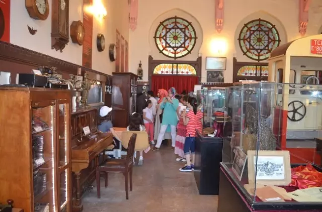 Bilgi Evi Öğrencileri Tcdd Müzesi'ni Gezdi Bilgi Evi Öğrencileri Tcdd Müzesi'ni Gezdi
