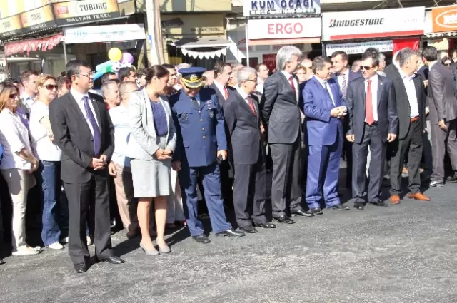 Akhisar'ın 91. Kurtuluş Zaferi Coşkuyla Kutlandı Akhisar'ın 91. Kurtuluş Zaferi Coşkuyla Kutlandı
