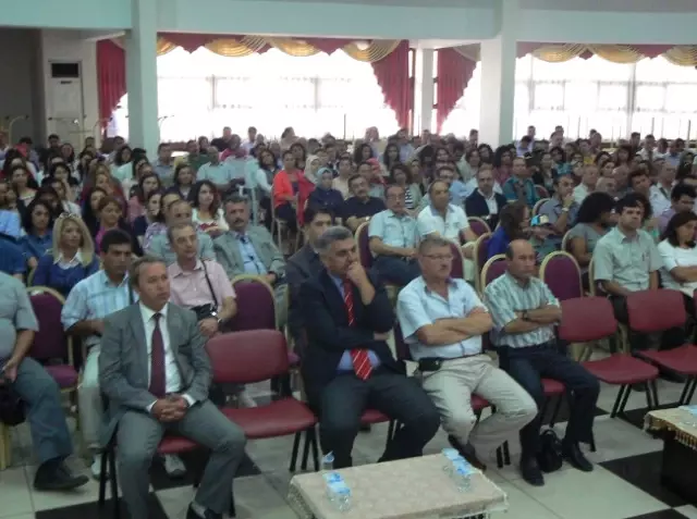 Bozüyük'te Öğretmenlere Eğitim Semineri Bozüyük'te Öğretmenlere Eğitim Semineri
