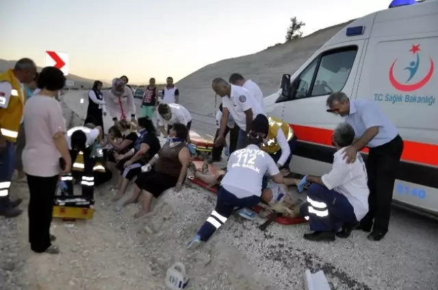 Konya'da Trafik Kazası: 1 Ölü, 5 Yaralı - Haber