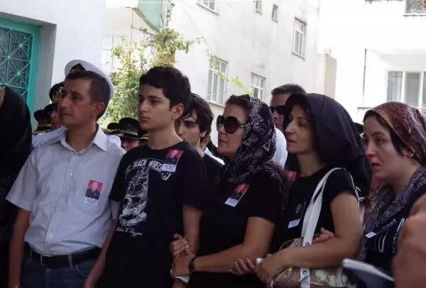 Kalp Krizinden Ölen Albaya Son Görev Kalp Krizinden Ölen Albaya Son Görev