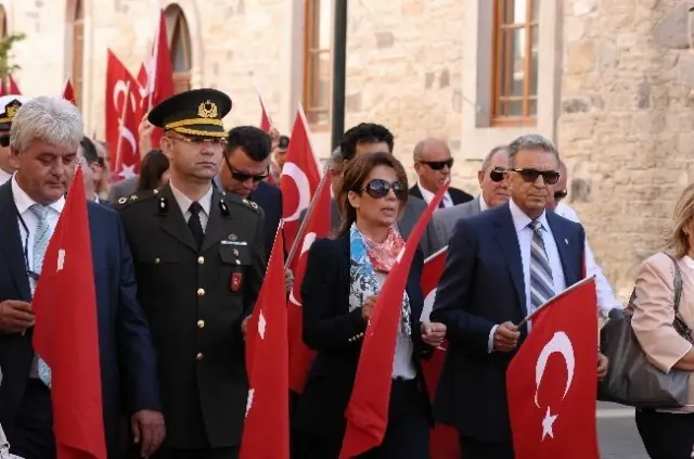 Çeşme'de Kurtuluş Coşkusu