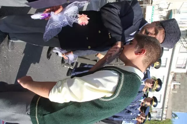 Akhisar'da Gaziler Günü Coşkuyla Kutlandı Akhisar'da Gaziler Günü Coşkuyla Kutlandı