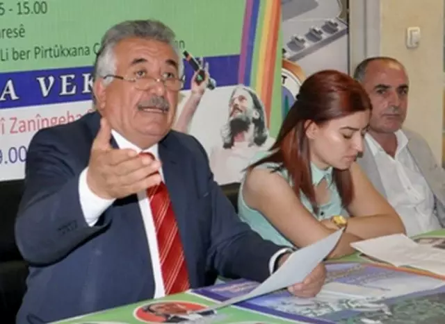 Belediye Başkanı Selim Sadak Yapılan
Yolsuzlukları Savcıya Anlatacak
Belediye Başkanı Selim Sadak Yapılan
Yolsuzlukları Savcıya Anlatacak