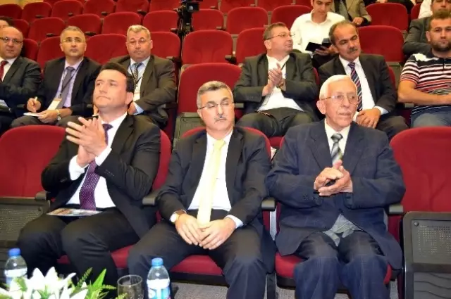 Melikşah'ta Ahilik Sempozyumu Başladı Melikşah'ta Ahilik Sempozyumu Başladı
