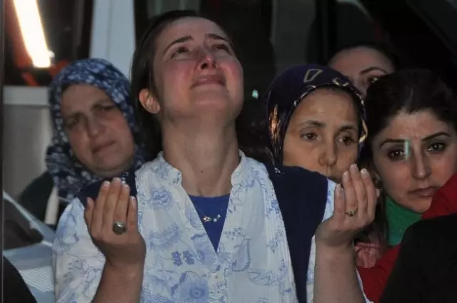 Trafik Kazasında Ölen Başhekim İçin Tören Düzenlendi Trafik Kazasında Ölen Başhekim İçin Tören Düzenlendi