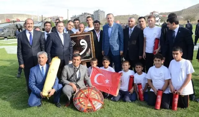 Gençlik Hizmetleri ve Spor İl Müdürlüğü'nden Başbakan'a Teşekkür