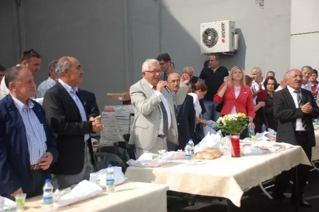 Ereğli'de, Sanayi Esnafından Başkan Posbıyık'a Teşekkür Ereğli'de, Sanayi Esnafından Başkan Posbıyık'a Teşekkür