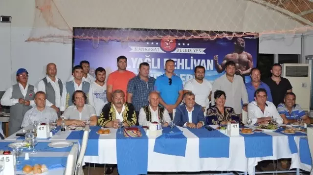 Güreşlerde Muhteşem Kortej Güreşlerde Muhteşem Kortej
