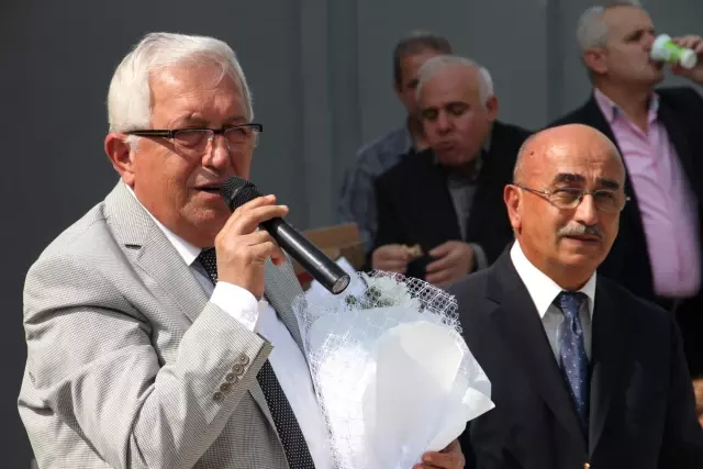 Sanayi Sitesi Esnafından Başkan Posbıyık'a Tepki Sanayi Sitesi Esnafından Başkan Posbıyık'a Tepki