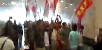 Atatürk Havalimanı'nda Eylem: 2 Gözaltı