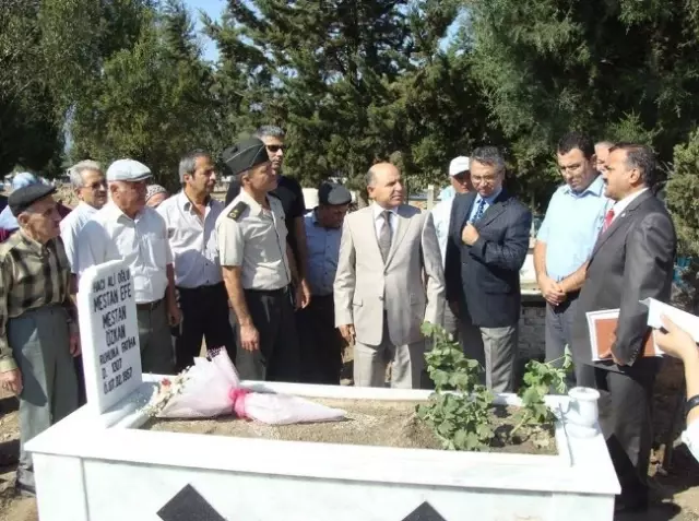 Milli Mücadele Kahramanı Mestan Efe Mezarı Başında Anıldı Milli Mücadele Kahramanı Mestan Efe Mezarı Başında Anıldı