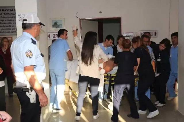 Arkadaşların Soysal Medyada Başlayan Kavgası Kanlı Bitti Arkadaşların Soysal Medyada Başlayan Kavgası Kanlı Bitti