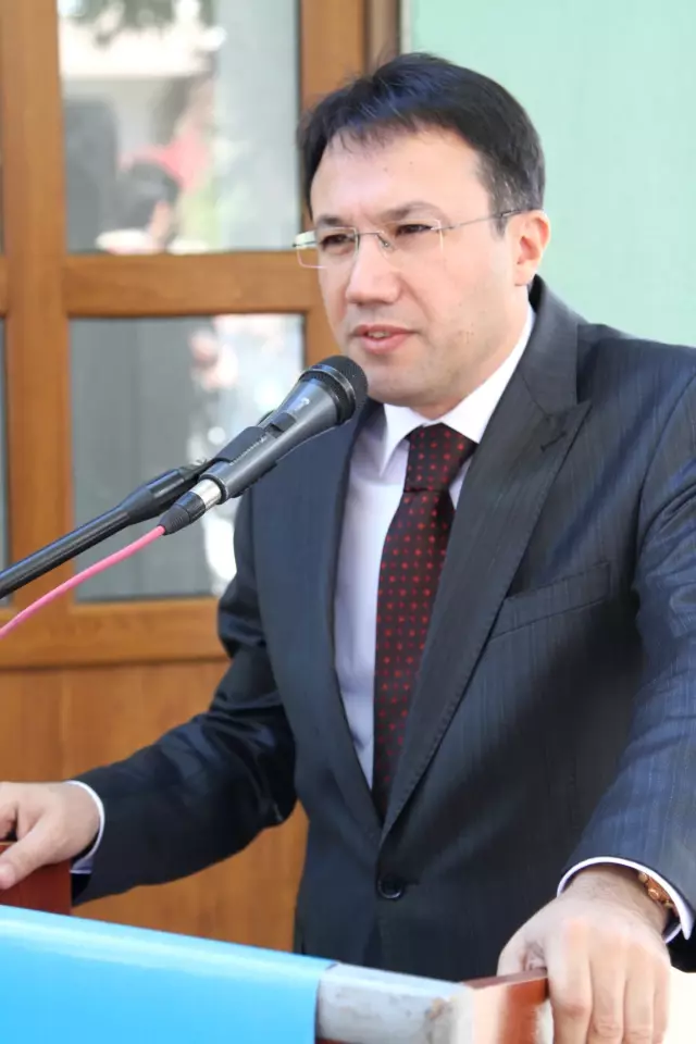 22 Adet İbadethanenin Çevre Düzenlemesi Yapıldı 22 Adet İbadethanenin Çevre Düzenlemesi Yapıldı