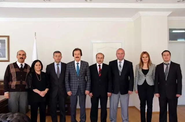 Cütham ile Koyun-Keçi Yetiştiricileri Birliği Arasında İşbirliği Anlaşması İmzalandı Cütham ile Koyun-Keçi Yetiştiricileri Birliği Arasında İşbirliği Anlaşması İmzalandı