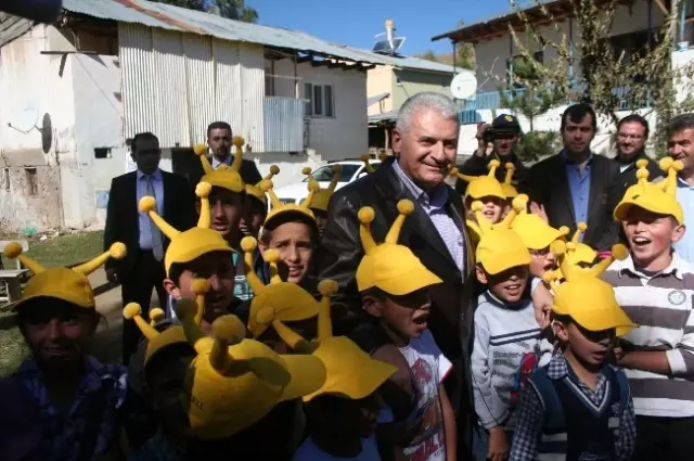 Bakan Yıldırım, Gümüşhane'de Baz İstasyonu Açılış Törenine Katıldı Bakan Yıldırım, Gümüşhane'de Baz İstasyonu Açılış Törenine Katıldı