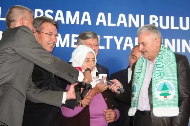 Bakan Yıldırım, Gümüşhane'de Baz İstasyonu Açılış Törenine Katıldı Bakan Yıldırım, Gümüşhane'de Baz İstasyonu Açılış Törenine Katıldı