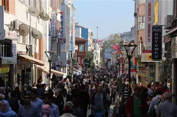 Eyüp Sultan'da Bayram Coşkusu Başladı