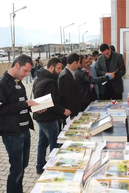 Bingöl'de Zaza Dil Şöleni Yapıldı Bingöl'de Zaza Dil Şöleni Yapıldı
