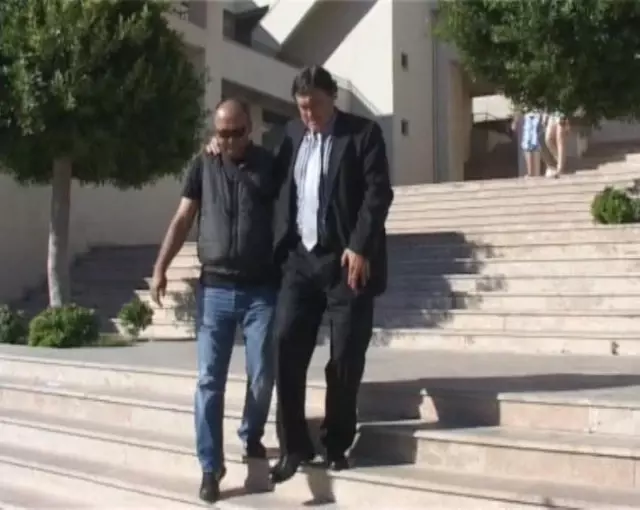 (Özel) Sanatçı Tarık Tarcan, Bozburun�daki Kaçak Evinin Davası İçin