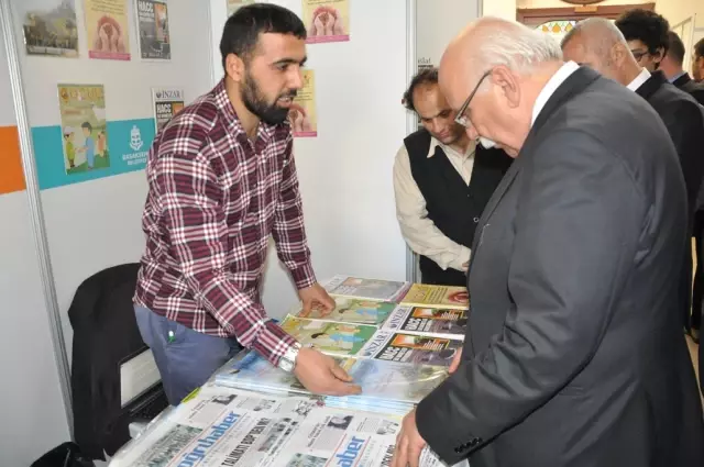Türkiye Dergi Fuarı'nda Dergiler Okurlarıyla Buluştu Türkiye Dergi Fuarı'nda Dergiler Okurlarıyla Buluştu