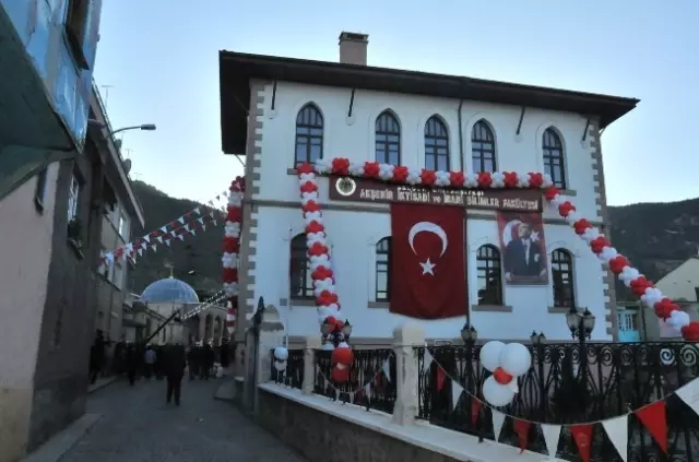Akşehir İktisadi ve İdari Bilimler Fakültesi Açıldı