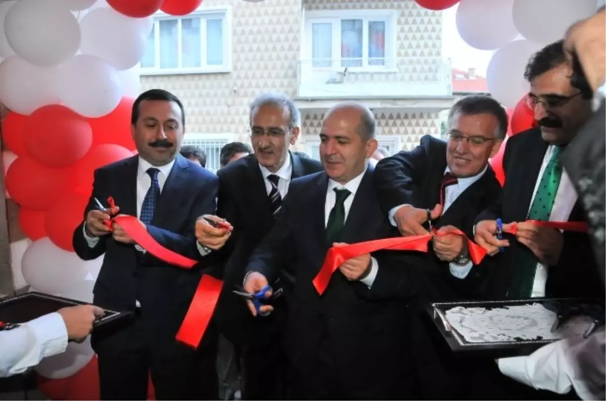 Akşehir İktisadi ve İdari Bilimler Fakültesi Açıldı