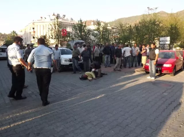 Parkta Birlikte Alkol Aldığı Ev Arkadaşını Sırtından Bıçakladı Haberler