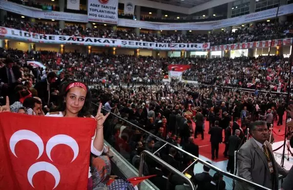 MHP Lideri Bahçeli 220 Belediye Başkan Adayını Tanıttı MHP Lideri Bahçeli 220 Belediye Başkan Adayını Tanıttı