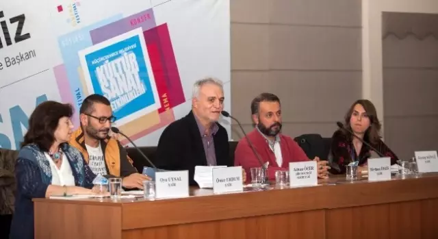 Şiir Dostları, 'Şiir Meydanı'nda Buluştu Şiir Dostları, 'Şiir Meydanı'nda Buluştu