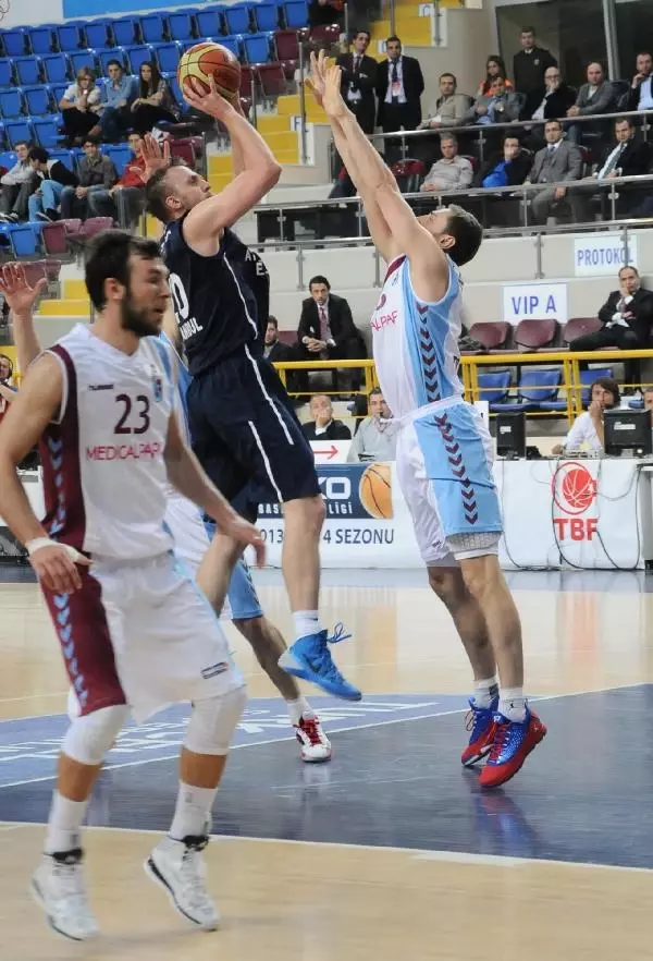 Trabzonspor Medical Park - Anadolu Efes: 63- 83 Trabzonspor Medical Park - Anadolu Efes: 63- 83