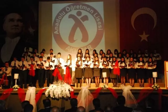 Akhisar Atatürk'ü Özlemle Andı Akhisar Atatürk'ü Özlemle Andı