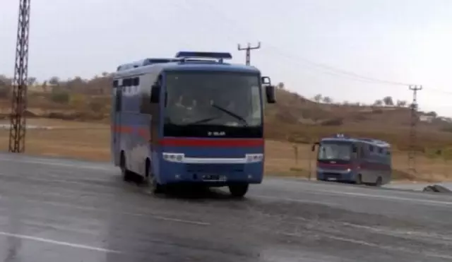 Siirt Ten Bursa Ya Mahkum Sevkiyati Yapildi Batman