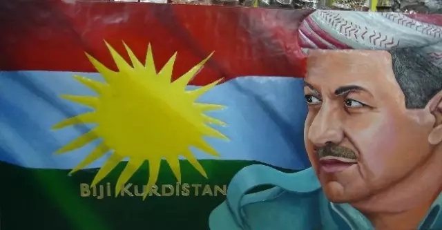 Başbakan Erdoğan'a 'İşlemeli Bakır Tablo' Başbakan Erdoğan'a 'İşlemeli Bakır Tablo'