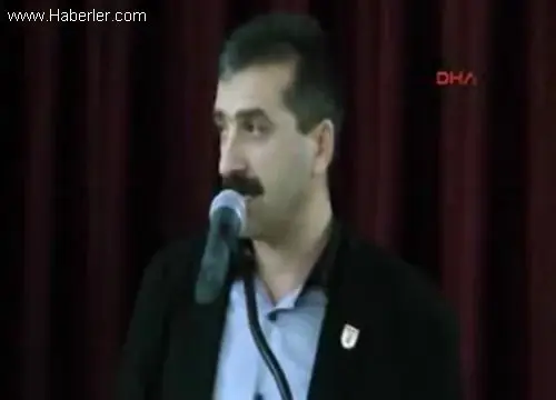 Nürnberg'de Alevi Kültür Derneği'nden Aşure İkramı Nürnberg'de Alevi Kültür Derneği'nden Aşure İkramı