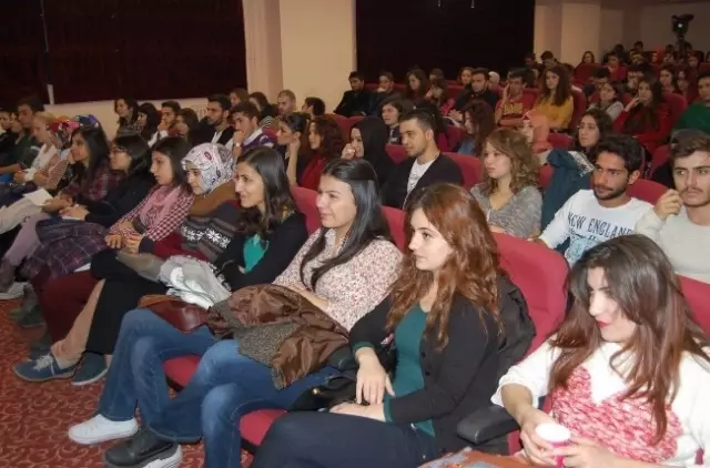 Down Sendromlu Çocuklara Doğru Eğitim Yöntemleri