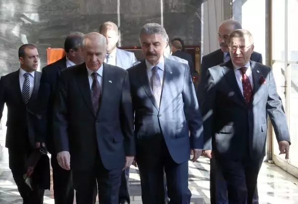Bahçeli: Barzani'nin Kuyruğuna Takılanlar Yazsa Yazsa Ancak Kahpeliğin Tarihini Yazacaklardır Bahçeli: Barzani'nin Kuyruğuna Takılanlar Yazsa Yazsa Ancak Kahpeliğin Tarihini Yazacaklardır