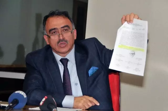 Gümüşhane Belediye Başkanı Mustafa Canlı, İl Müftüsünün İddialarına Cevap Verdi Gümüşhane Belediye Başkanı Mustafa Canlı, İl Müftüsünün İddialarına Cevap Verdi