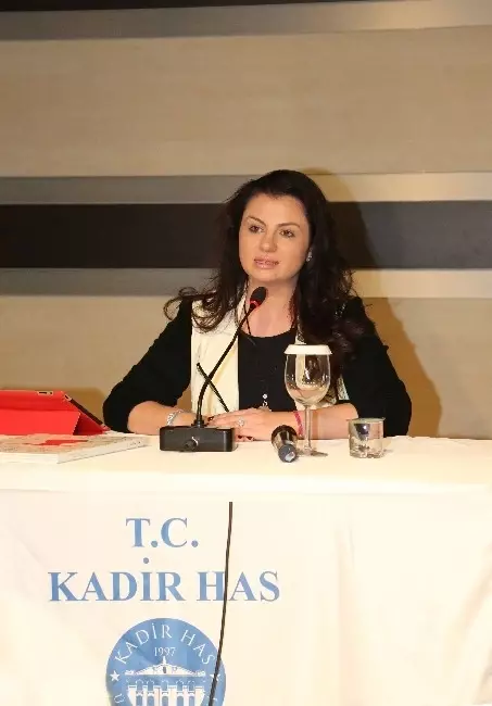 Kütahyalı İş Kadını Sema Güral Sürmeli: 'Aslında İşsizlik Diye Bir Şey Yok' Kütahyalı İş Kadını Sema Güral Sürmeli: 'Aslında İşsizlik Diye Bir Şey Yok'