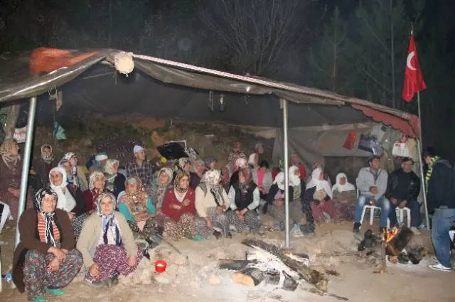 Çadırda 'Hes' Nöbeti Çadırda 'Hes' Nöbeti