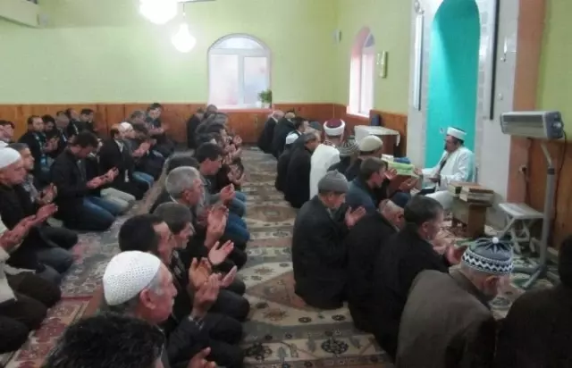 Dermirdere Köyünde 'Cami-Okul-Mahalle' Buluşması Dermirdere Köyünde 'Cami-Okul-Mahalle' Buluşması