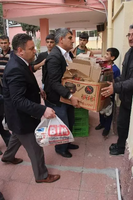 (Özel Haber) Gaziler Atık Kağıt Toplayarak Fakir Öğrencilere Yardım Eli Uzatıyor