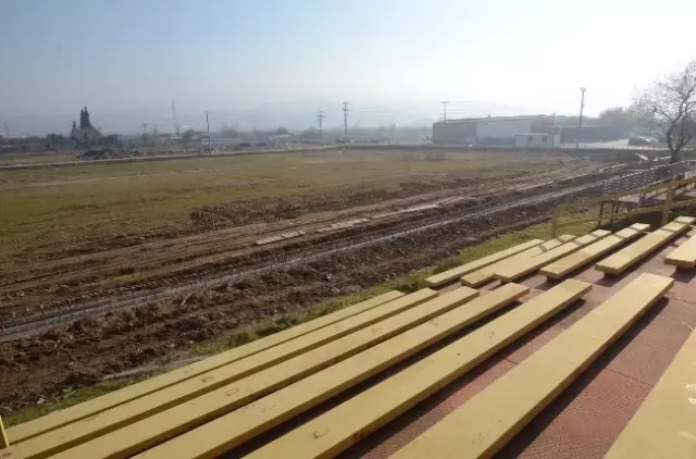 Kemalpaşa'ya Yeni Stad