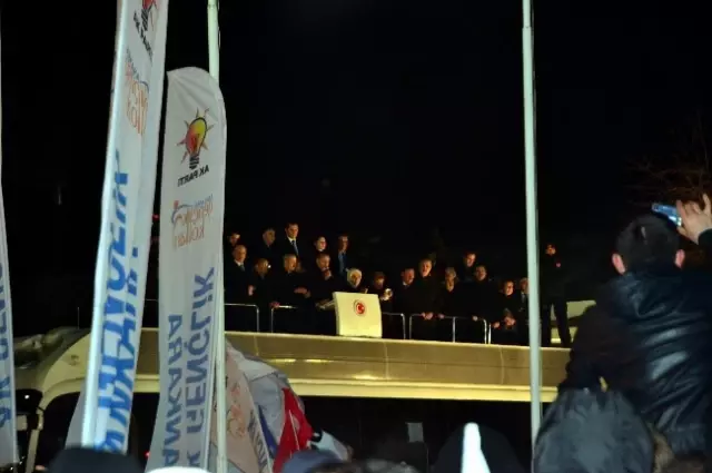 Başbakan Ankara'da Binlere Seslendi Başbakan Ankara'da Binlere Seslendi