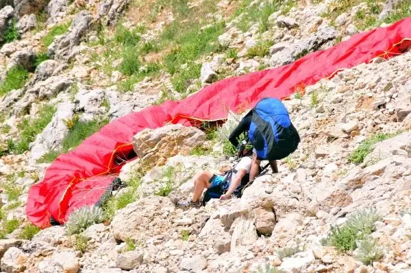 Babadağ'da 2013'te Yaşanan 11 Paraşüt Kazası Kamerada Babadağ'da 2013'te Yaşanan 11 Paraşüt Kazası Kamerada
