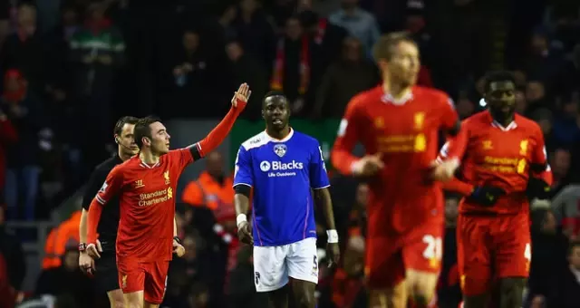 Chelsea ve Liverpool Turladı Chelsea ve Liverpool Turladı